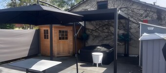 Apartment 'Radolfzell Am Bodensee' with private terrace, whirlpool and sauna