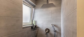 Apartment 'Radolfzell Am Bodensee' with private terrace, whirlpool and sauna