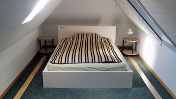 2 sovrum, strykjärn/strykbräda, gratis wi-fi och sängkläder