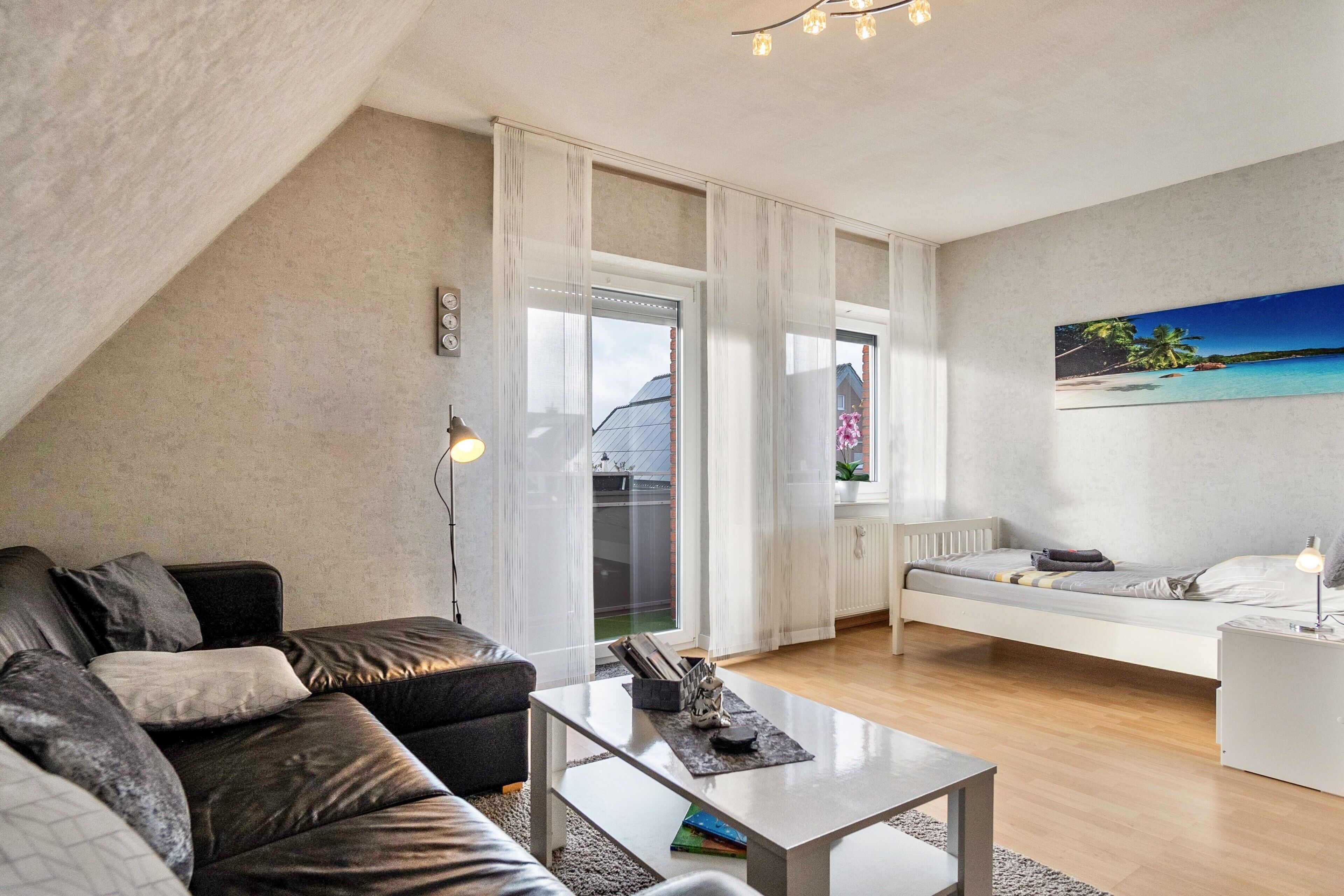 Fernseher, DVD-Player, Stereoanlage