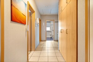 Interior - Apartment 'Münsterland Stadtlohn' with Balcony and Wi-Fi (Stadtlohn)