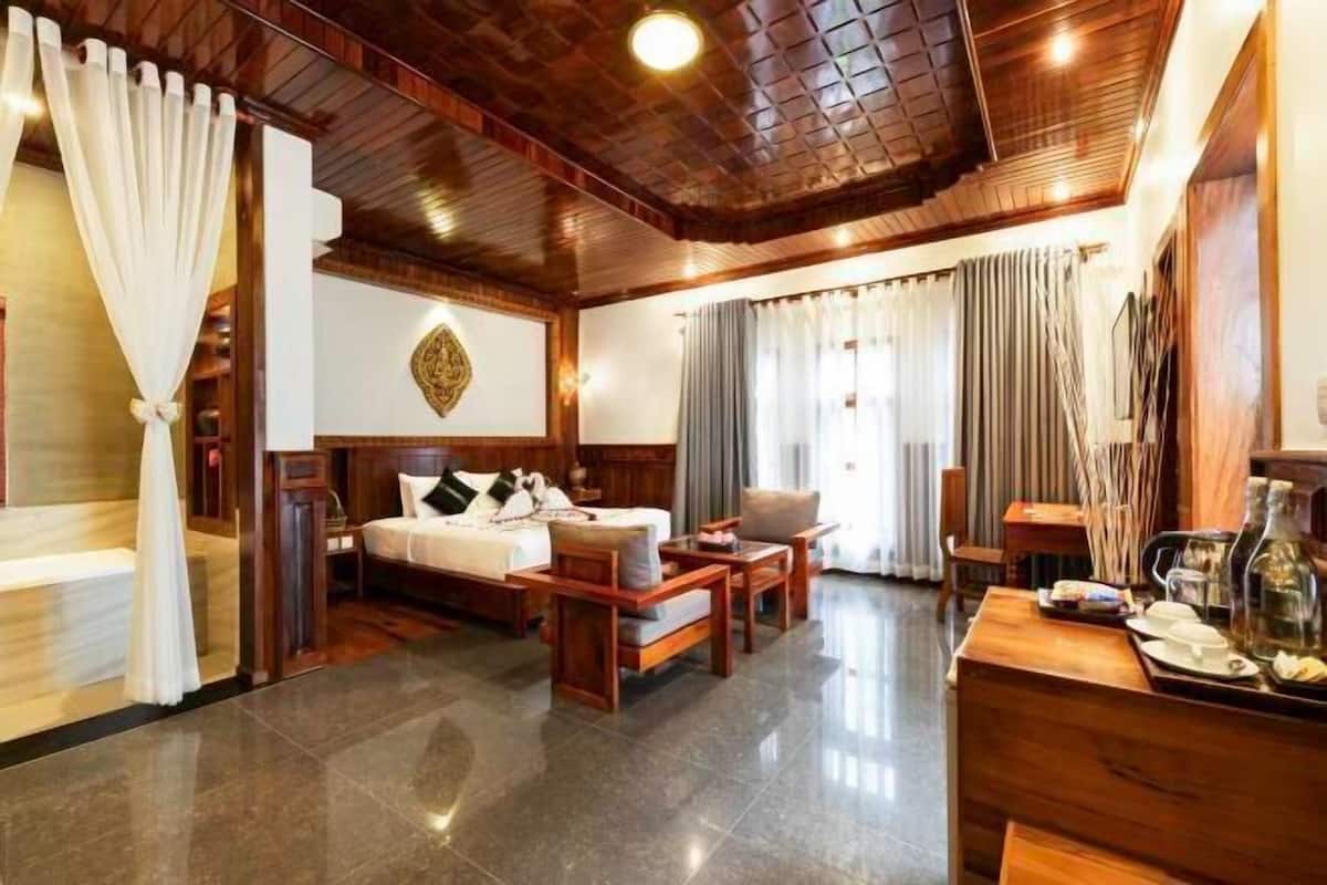 Premium bedding, minibar, in-room safe, individually decorated