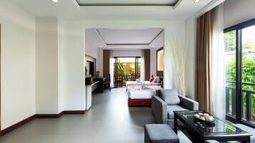 Deluxe Twin Room | Premium bedding, minibar, in-room safe, individually decorated