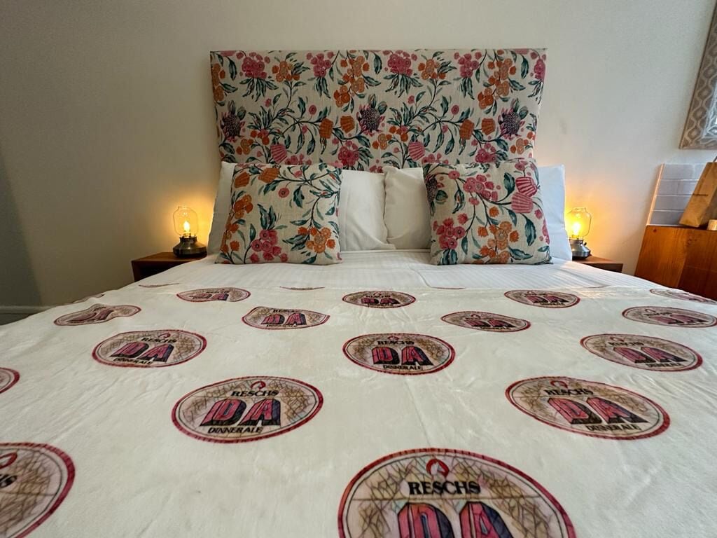 Photo - The Resch House