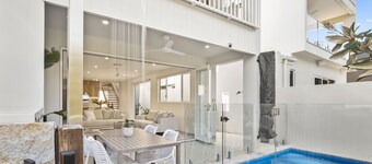 Marcoola Beach Front Direct Access E-Bikes Heated Pool Pet Friendly