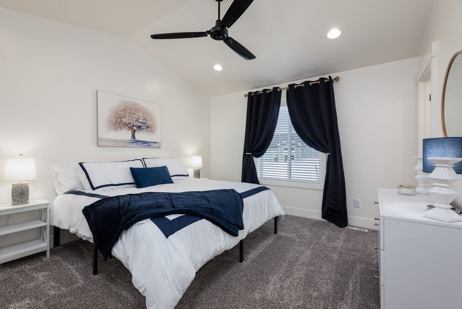 Sapphire Sanctuary, Spacious 6BR New House