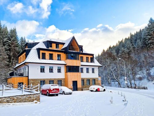 Mountain Bliss Lounge & Grill Terrace by Interhome