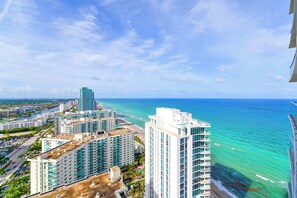 Exterior - Paradise with a View | Beachfront + Rooftop Pool (Hollywood)