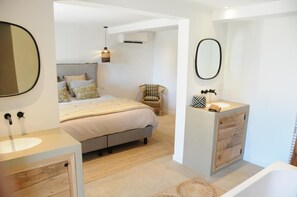 4 bedrooms, free WiFi - LA CROIX VALMER - SEA VIEW (LA CROIX VALMER)