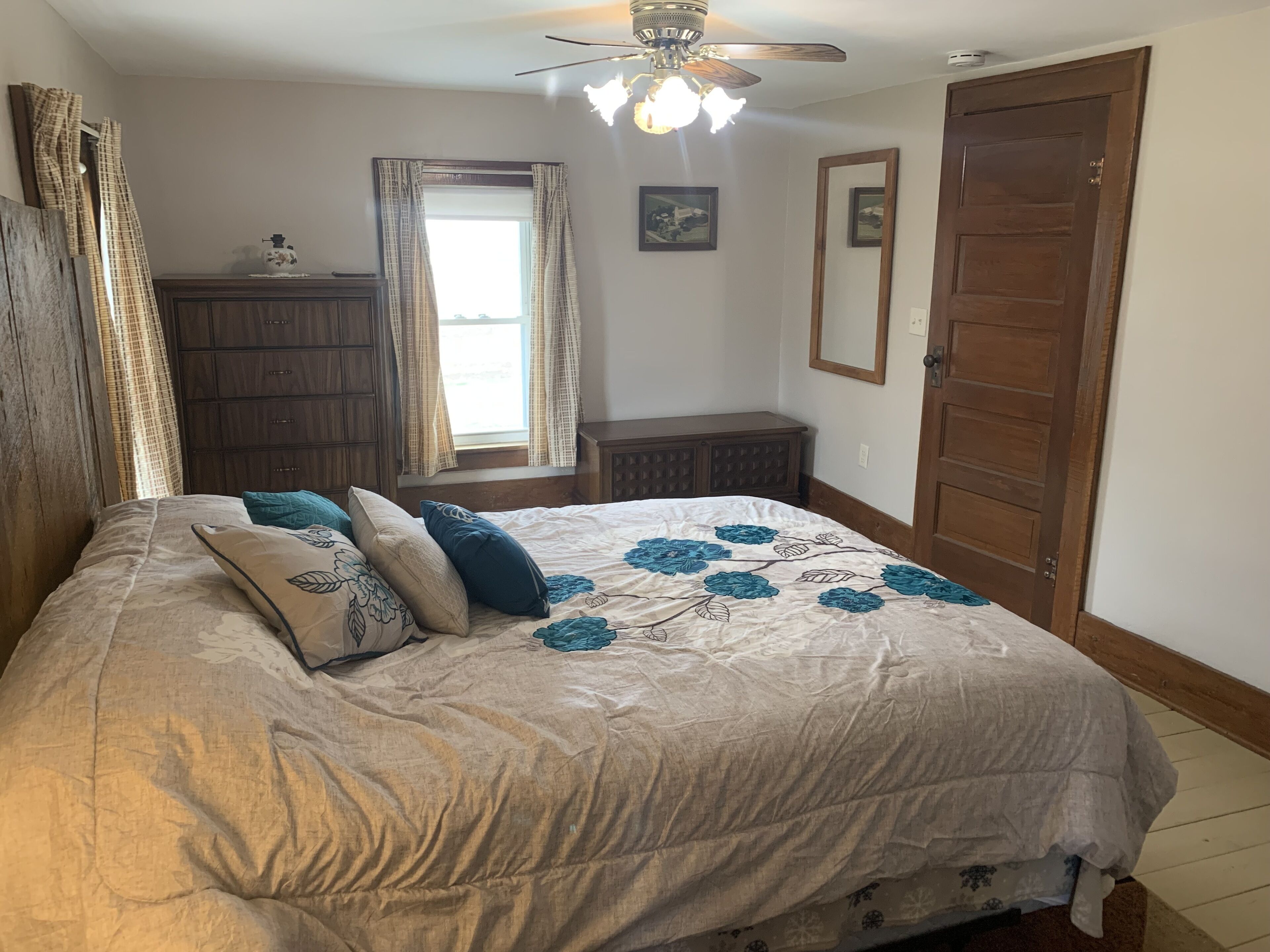 Quiet Country Farmhouse, located close to Wausau