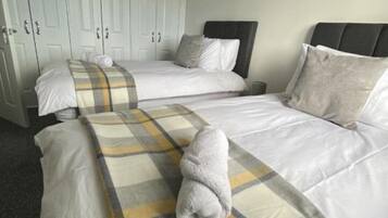 2 bedrooms, bed sheets