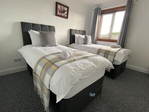 2 dormitorios y ropa de cama