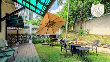 Kawasan BBQ/berkelah