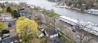 Water Street Condo Downtown Saugatuck!