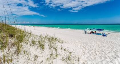 On the Sugar White Sands of Navarre Beach |Luxurious Gulf Front Townhome |Garage |Private Balconies