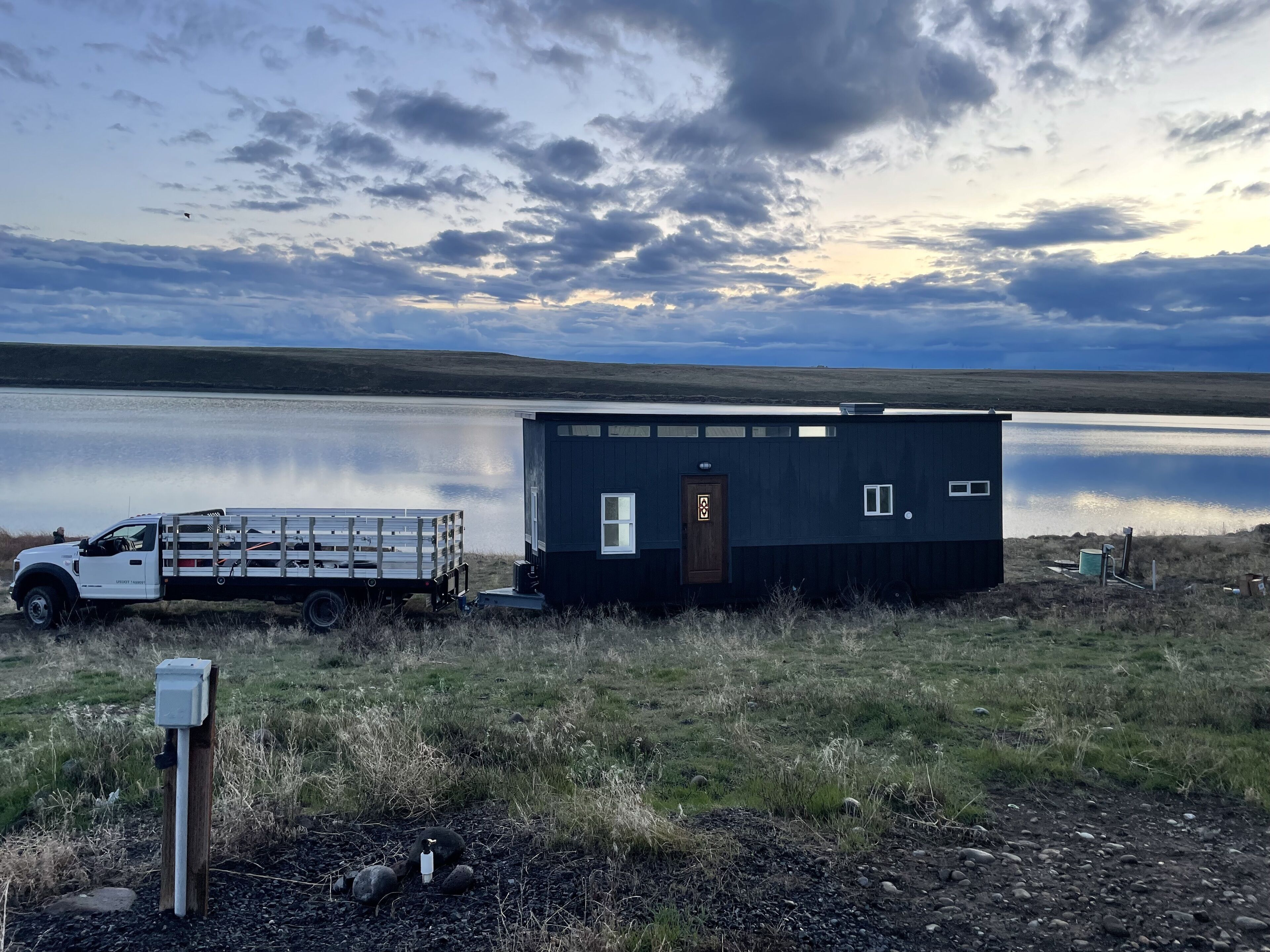 Tiny House on Moses Lake with Dock, Boat Launch, Large deck w/ Hot Tub and grill