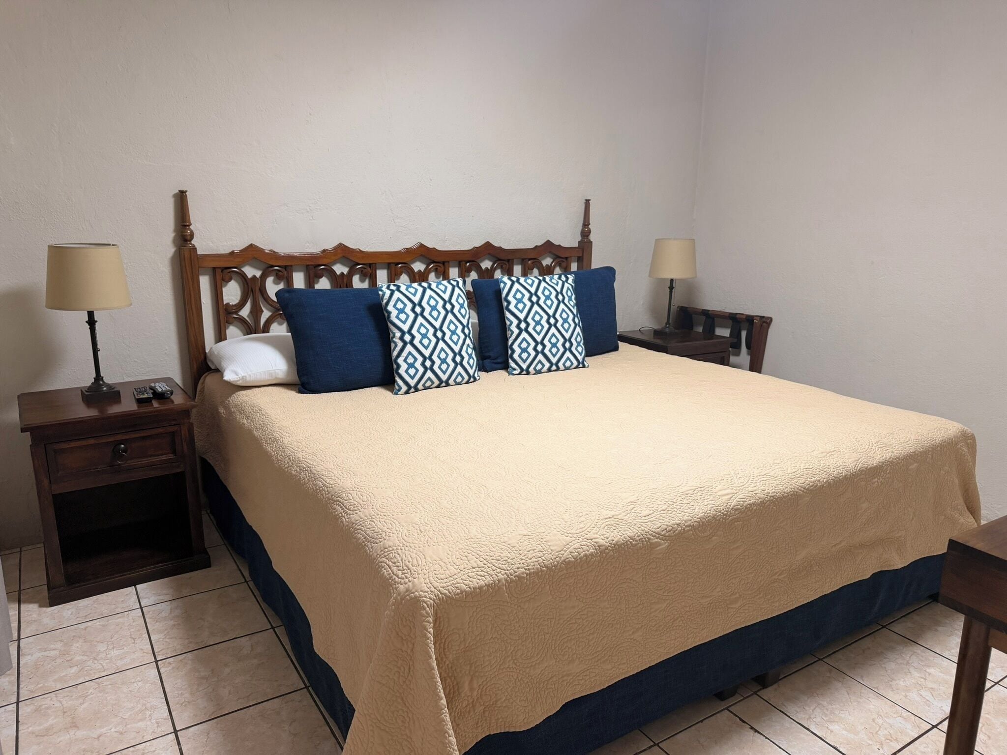Family Quadruple Room | WiFi (free), bed sheets