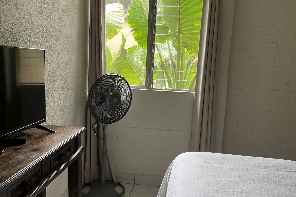 economy room | 1 bedroom, free wifi, bed sheets