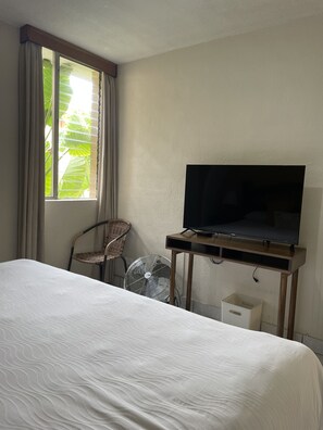 Kamar Deluks | Area keluarga | Televisi plasma 42-inci dengan saluran TV digital dan TV