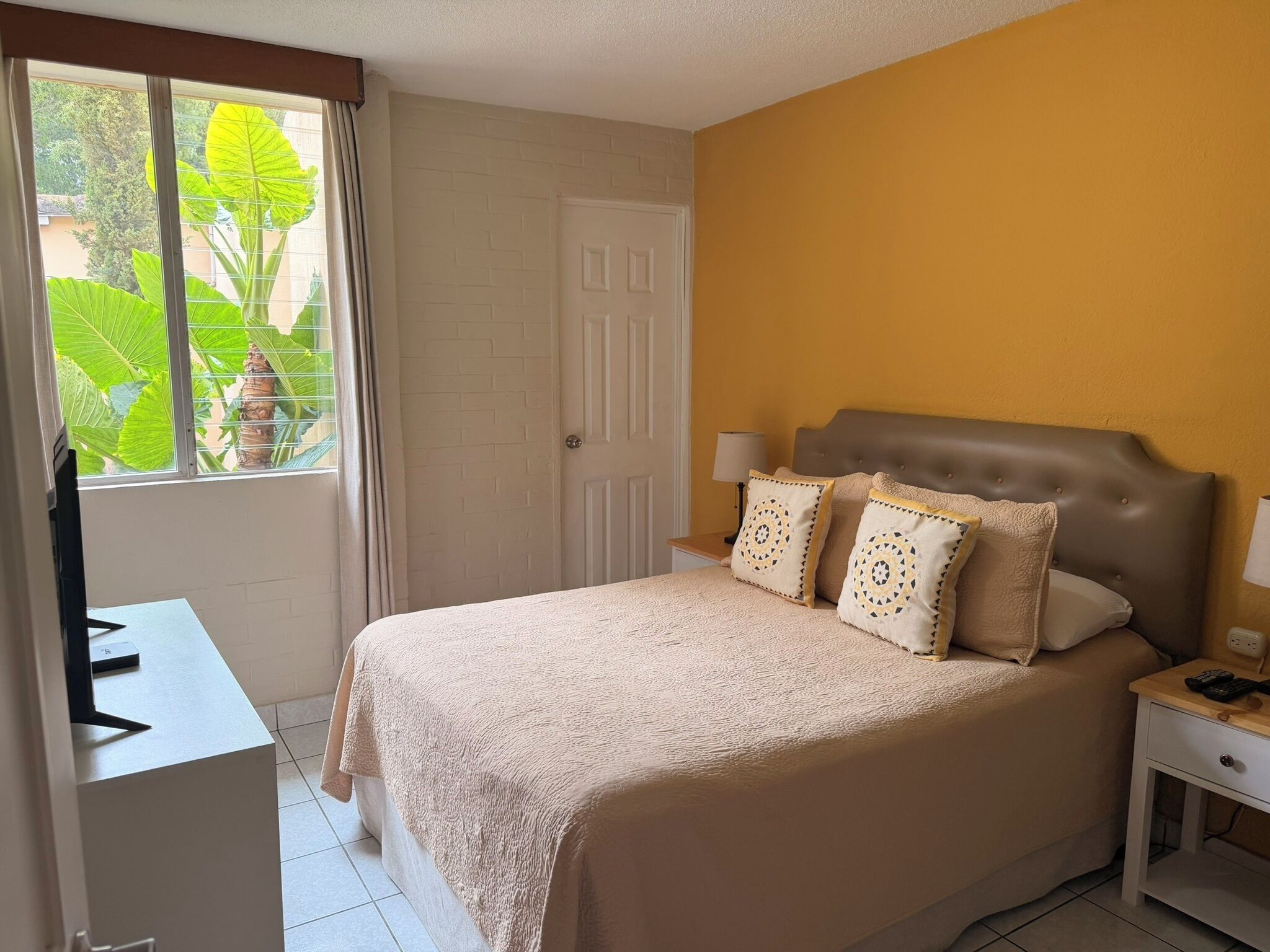Economy Room | WiFi (free), bed sheets
