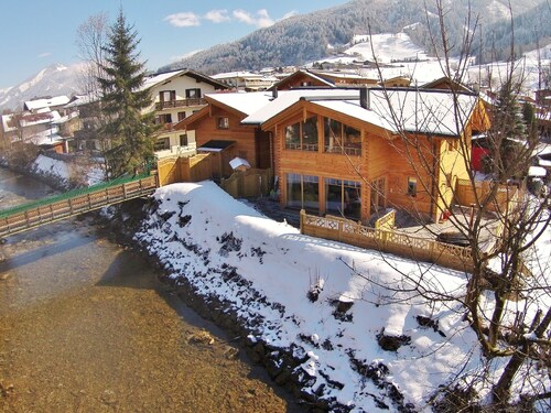 Unique chalet with sauna in the heart of Kaprun