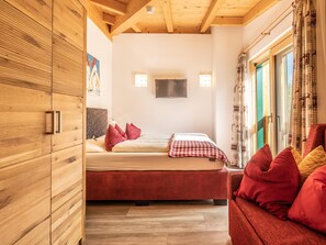 10 habitaciones y acceso a internet