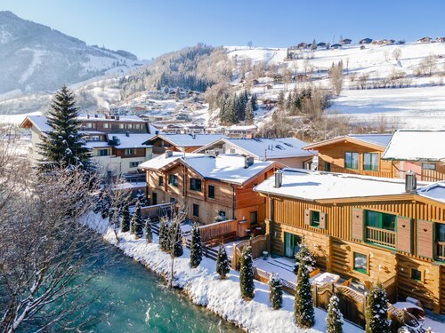 Group house with sauna in the heart of Kaprun