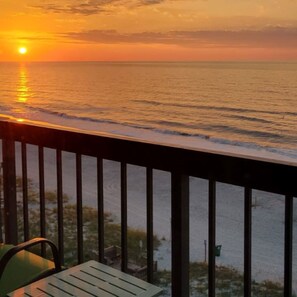 Beach/ocean view - Willow Bay Resort (Myrtle Beach)