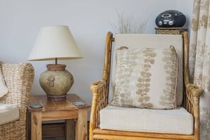 Interior - Peaceful South Cottage, Bainvalley Cottages (Hemingby)