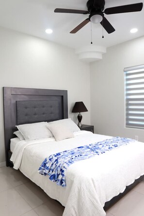 2 bedrooms, desk, iron/ironing board, travel cot