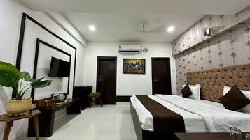 Strykjärn/strykbräda, gratis wi-fi och sängkläder