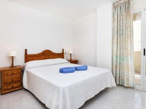 2 Schlafzimmer, Schreibtisch, Internetzugang