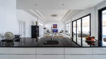 Villa | Dapur peribadi | Alat memasak/pinggan mangkuk/perkakas dapur