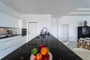 Villa | Private kitchen