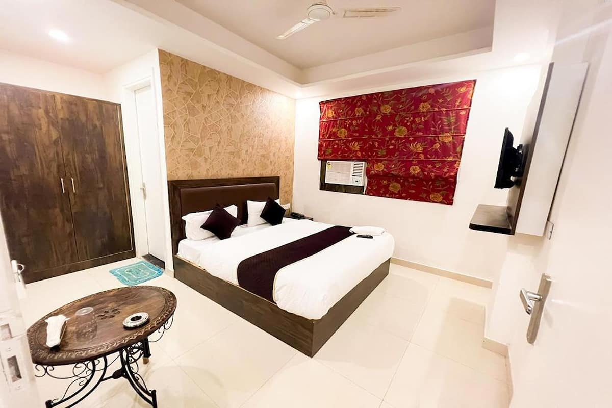 1 habitación, escritorio, wifi gratis y ropa de cama