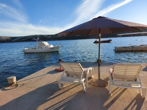 Property grounds - House in a quiet environment in the immediate vicinity  of the beach (Stara Novalja)