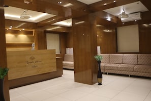 Reception - Signum CityScapes The Royal Castle Plaza (Rajkot)