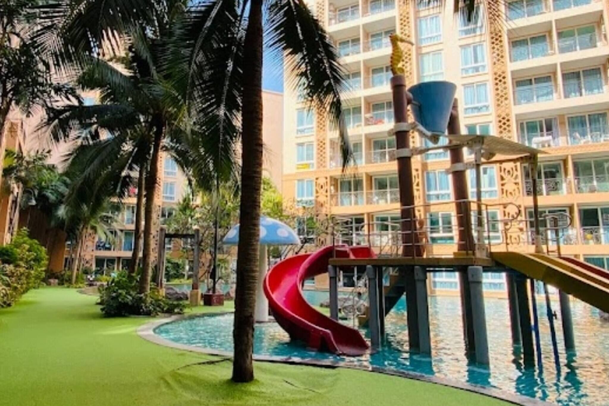 Apartment, 1 Bedroom, Accessible, Balcony | Pool | Outdoor pool