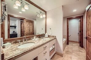 Bathtub, hair dryer, towels - The Sebastian, Award Winner!  Vail Village-Ros, Hot Tub, Pool, (Gondola 1) Ski Storage (Vail)