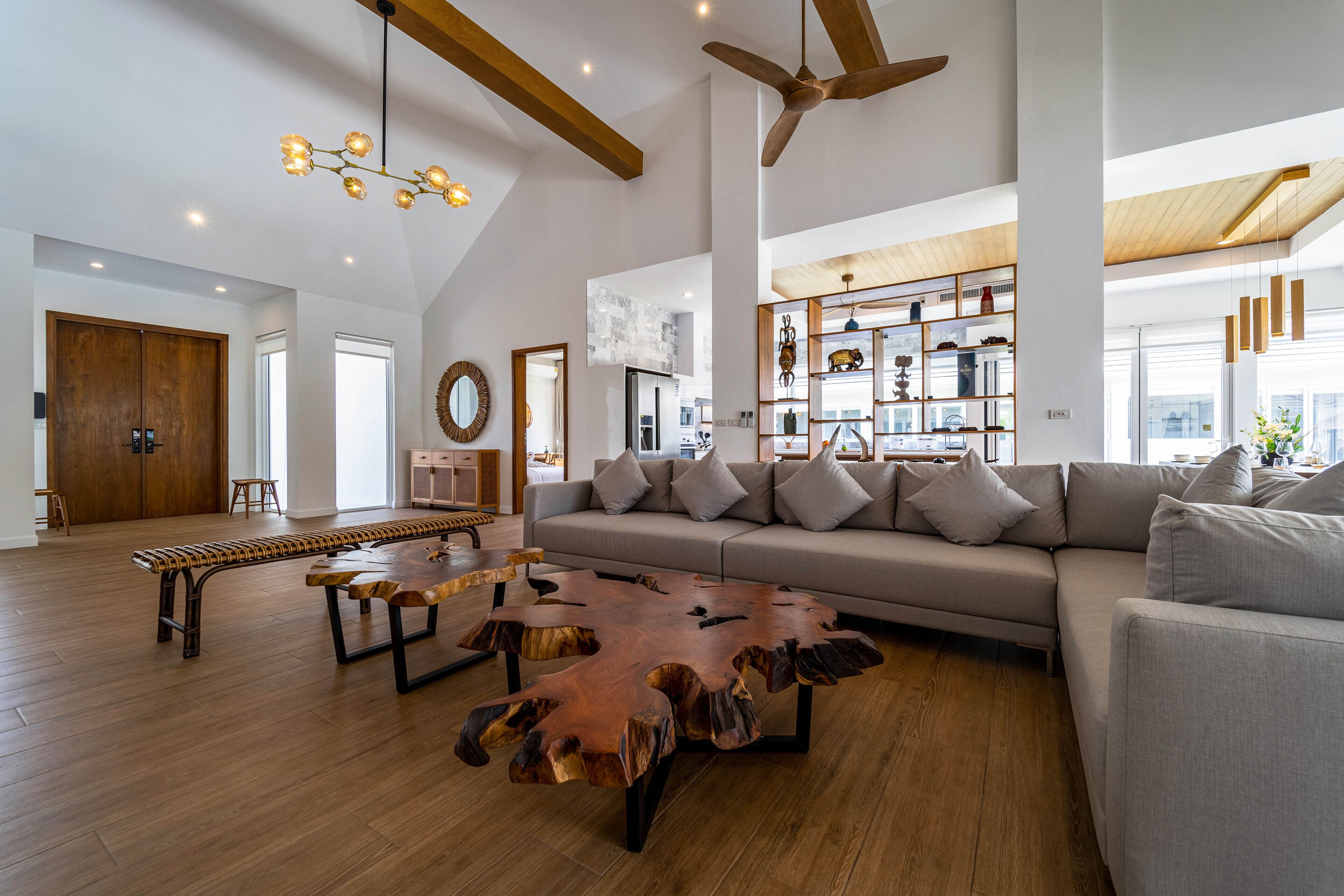 Deluxe Villa | Living area | 40-inch TV with digital channels