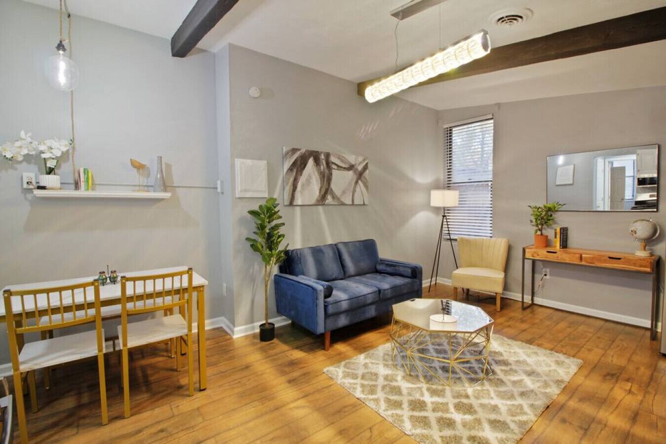 Butler Street Glam|Apt 3