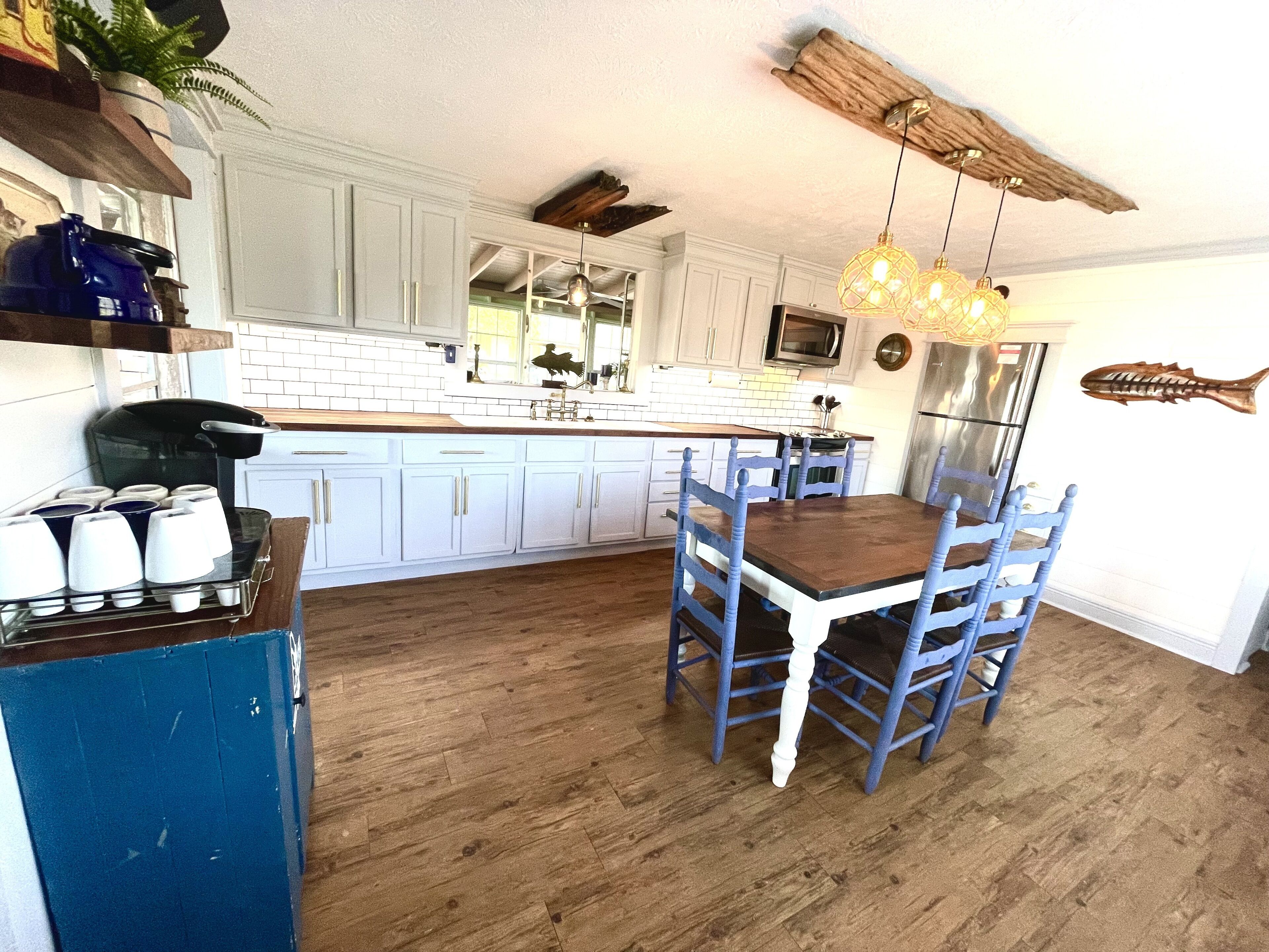 Lakefront - Real Fish Camp - Reel Fishermen