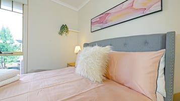 2 bedrooms, iron/ironing board, travel crib, free WiFi