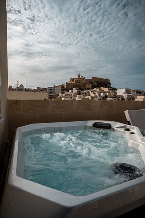 Pool - Cittadella View Luxury Penthouse  (Victoria)