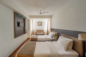 Minibar, in-room safe, desk, laptop workspace - Whispering Palms Jaipur (Jaipur)