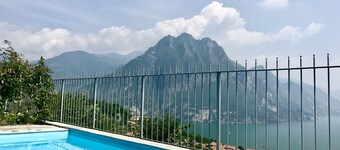 Small lake view paradise with private pool