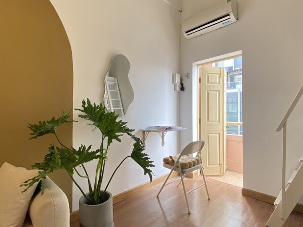 Interior - Cozy Corner w Balcony | City View | Saigon Centre (Thành phố Hồ Chí Minh)