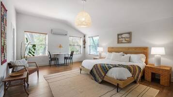 3 Schlafzimmer, Schreibtisch, Bügeleisen/Bügelbrett, WLAN