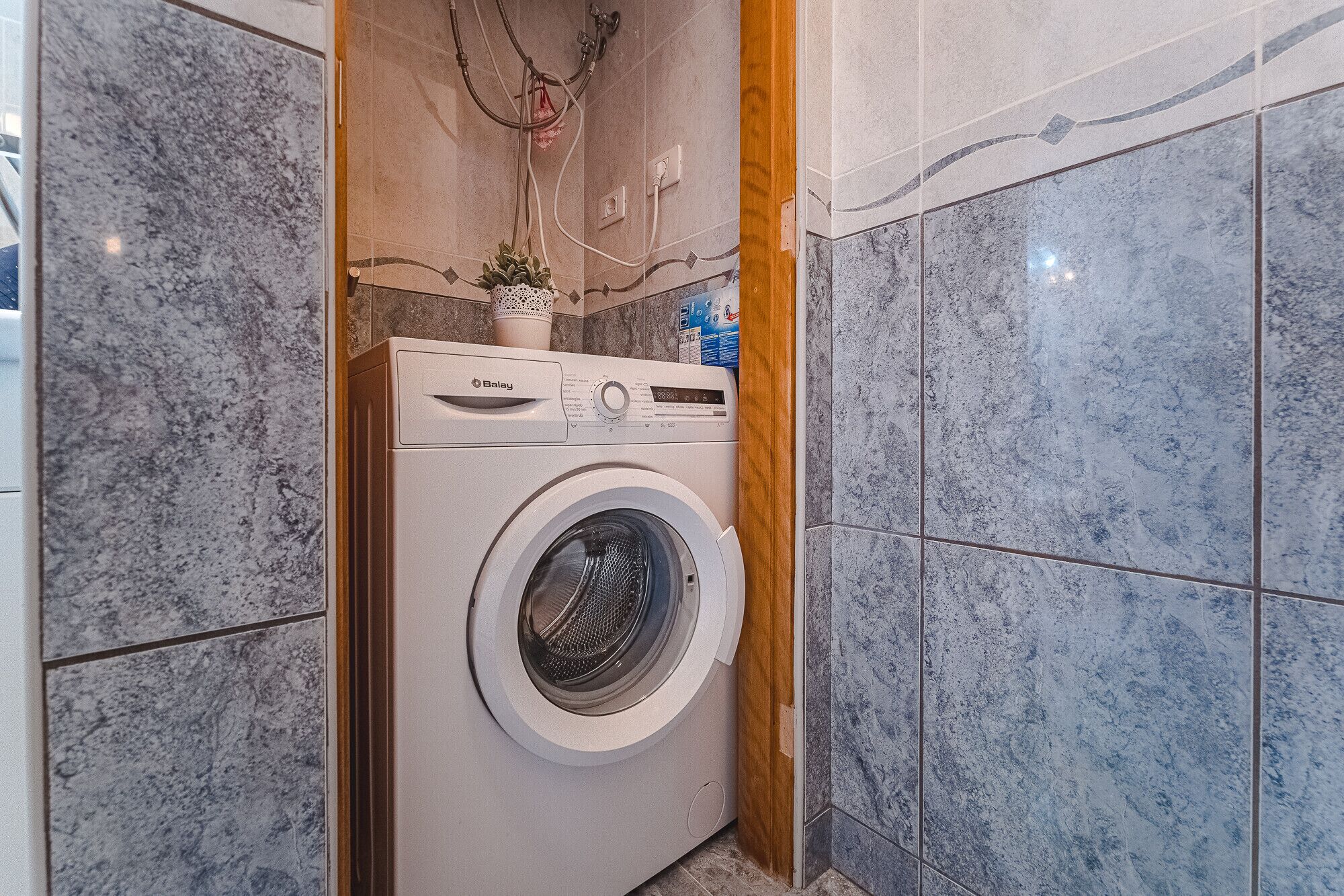 Bathtub, hair dryer, towels