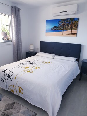 2 bedrooms, in-room safe, free WiFi, bed sheets